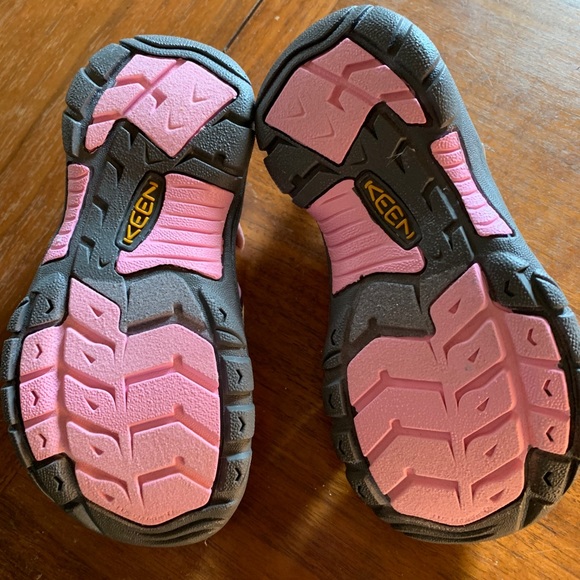 Girls KEEN Venice H2 NWT - Picture 4 of 5